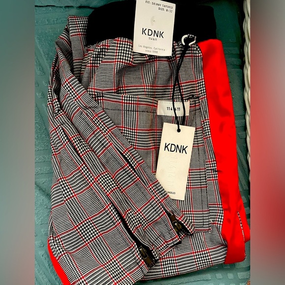 NWT- - KDNK Plaid Drawstring ankle zipper Jean pants - Picture 1 of 11